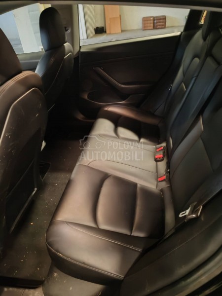 Tesla Model 3 Long range