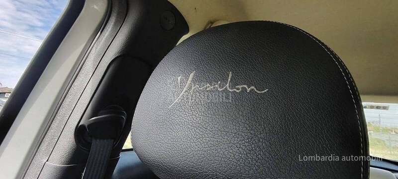 Lancia Ypsilon 1. 2