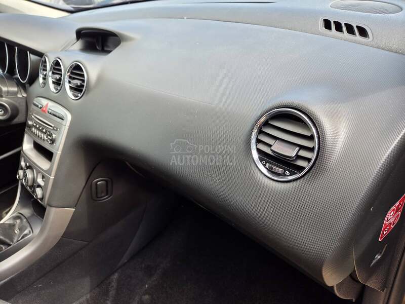 Peugeot 308 1.6eHDi GLANC NOV