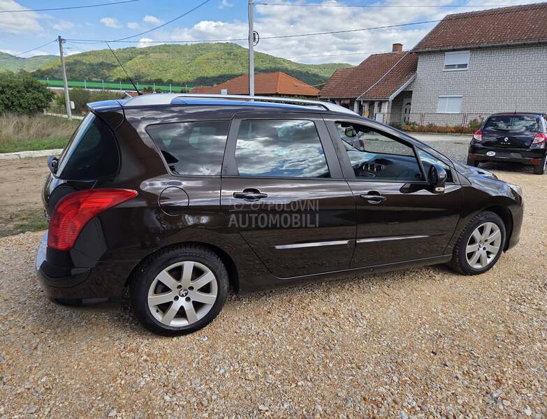 Peugeot 308 1.6eHDi GLANC NOV