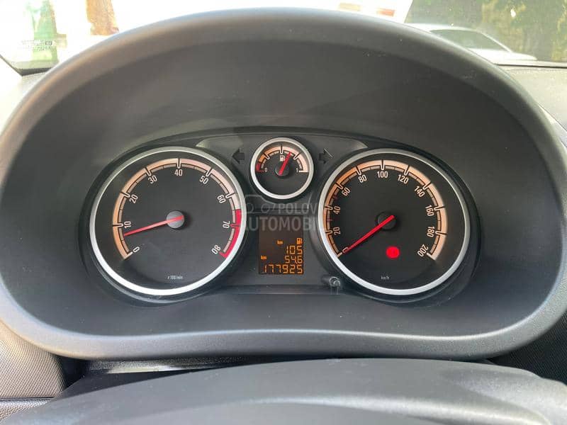 Opel Corsa D 1.2