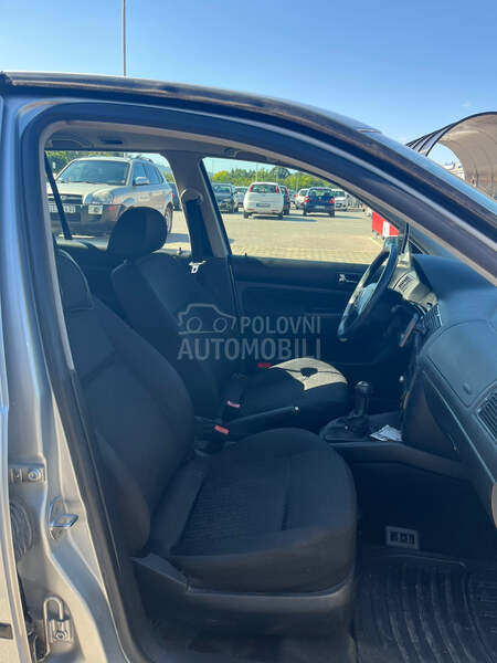 Volkswagen Golf 4 