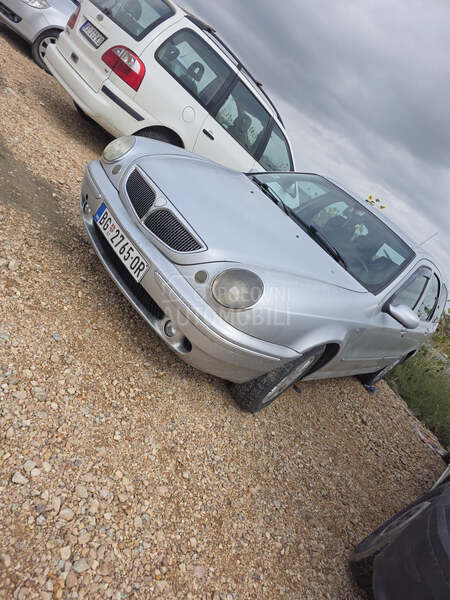 Lancia Lybra 