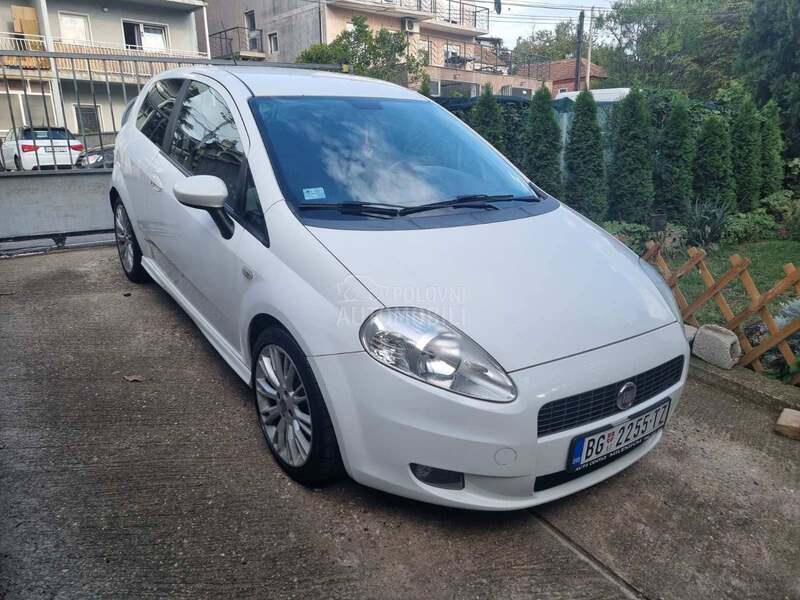 Fiat Grande Punto 1,3 MJT 6b GIugiaro
