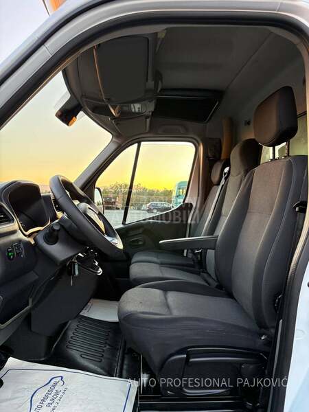 Renault Master 2,3 DCI ZAISTA INZVAREDAN