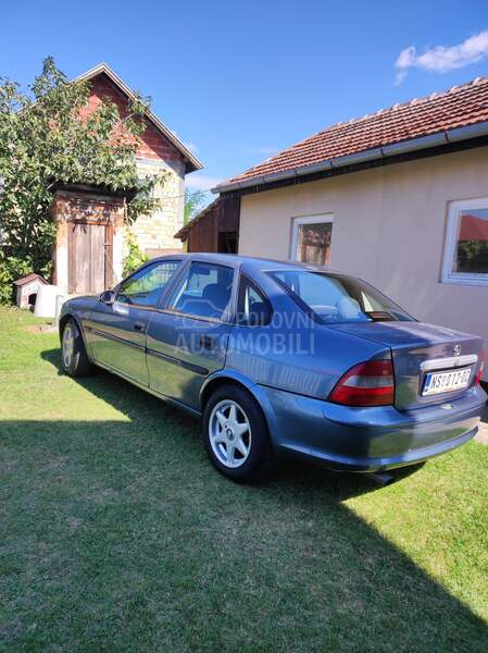 Opel Vectra B 1.6 16v