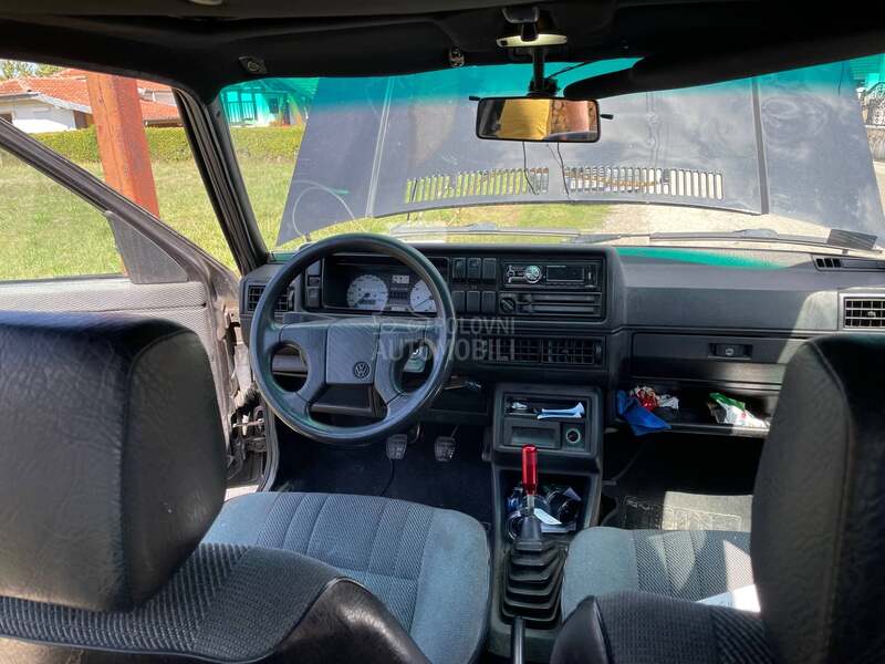 Volkswagen Golf 2 1.8