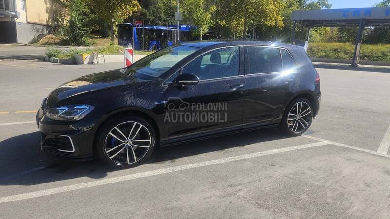 Volkswagen Golf 7 GTE