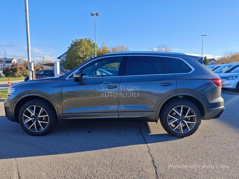 Volkswagen Touareg 3.0 TDI R-LINE 4WD