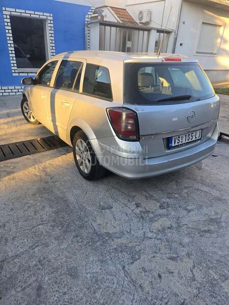 Opel Astra H CDTI