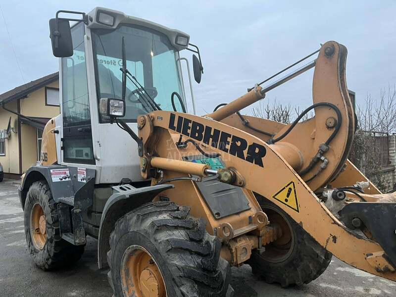 Liebherr 506 stereo