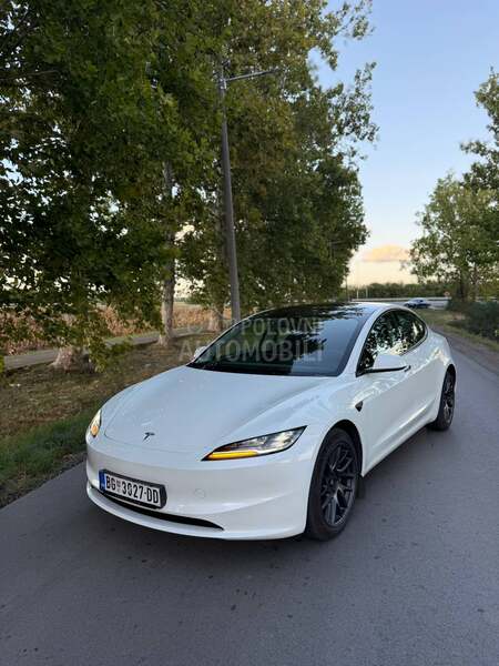 Tesla Model 3 Highland