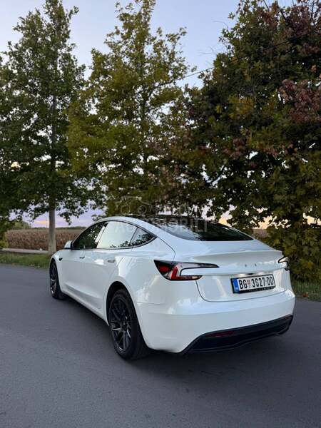 Tesla Model 3 Highland