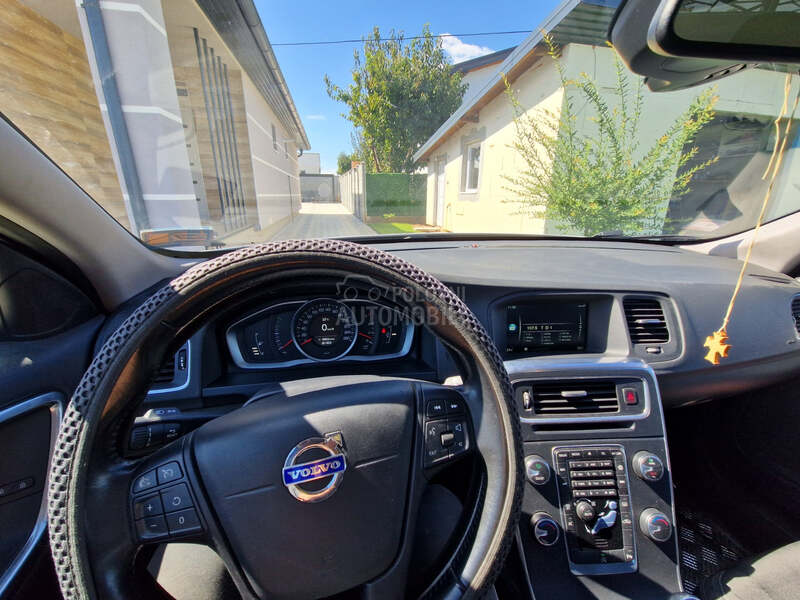 Volvo S60 D3 2.0 150