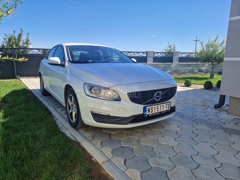 Volvo S60 D3 2.0 150