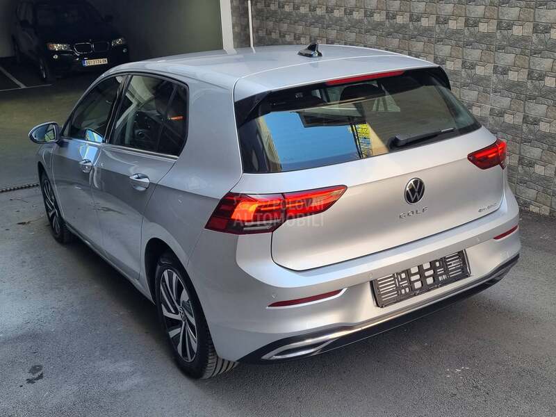 Volkswagen Golf 8 eHYBRID 204 STYLE