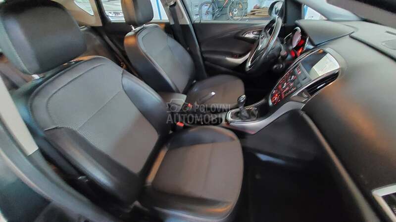 Opel Astra J 1.7 cdti COSMO