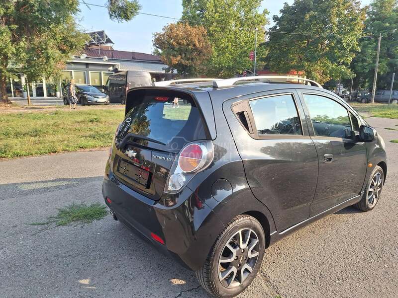 Chevrolet Spark SUISSE EDITION 1,2