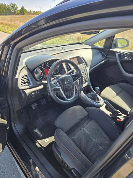 Opel Astra J 1.7 Restyle N O V A