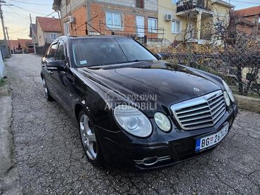 Mercedes Benz E 200 w211