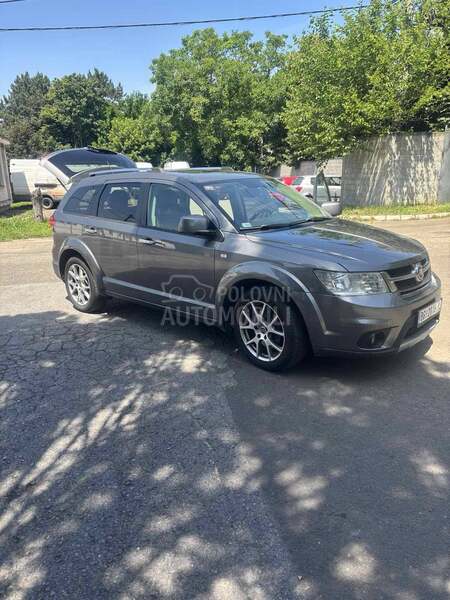 Fiat Freemont 