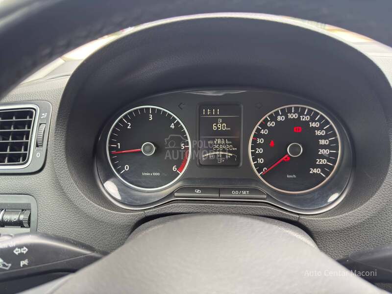 Volkswagen Polo 1.6 tdi