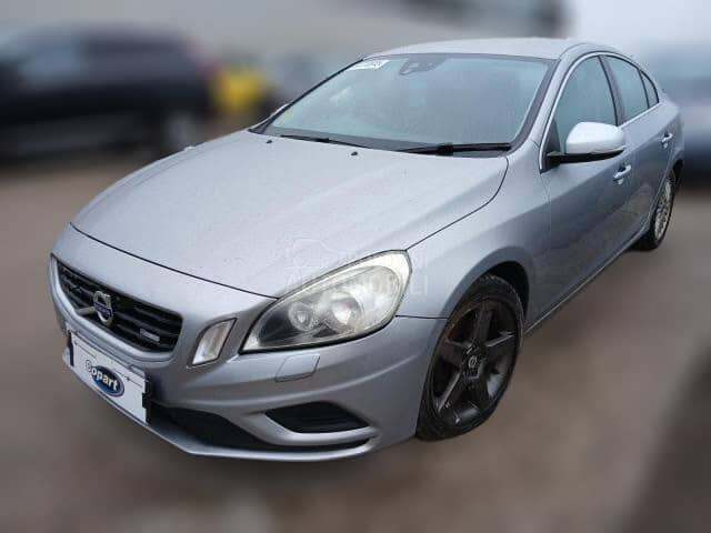 Volvo S60 D5204T3 2012. god. -  kompletan auto u delovima