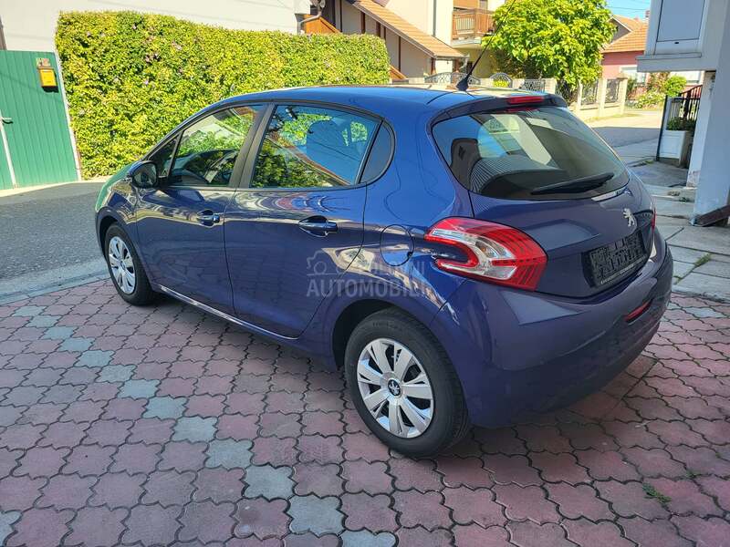 Peugeot 208 1.4hdi