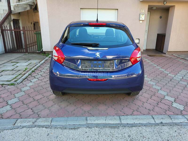 Peugeot 208 1.4hdi