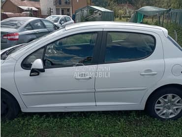 Leva vrata za Peugeot 207
