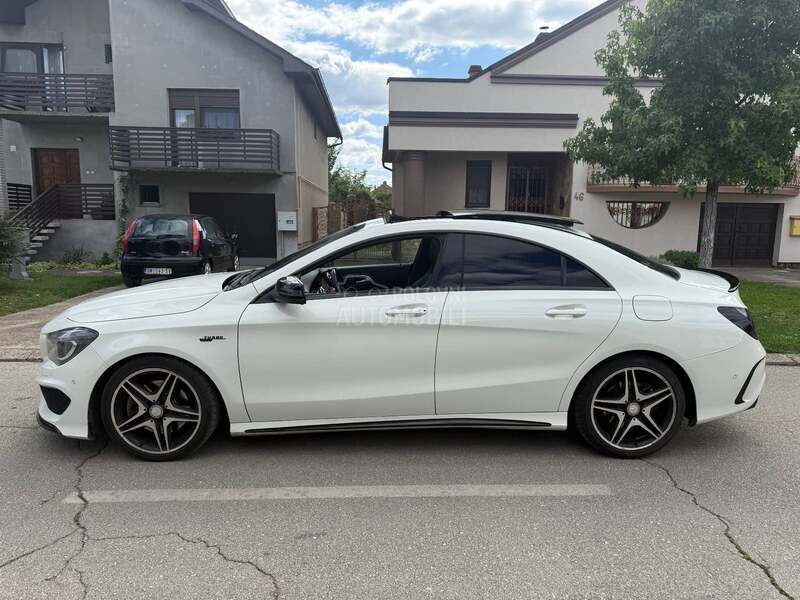 Mercedes Benz CLA 250 2.0 TFSI