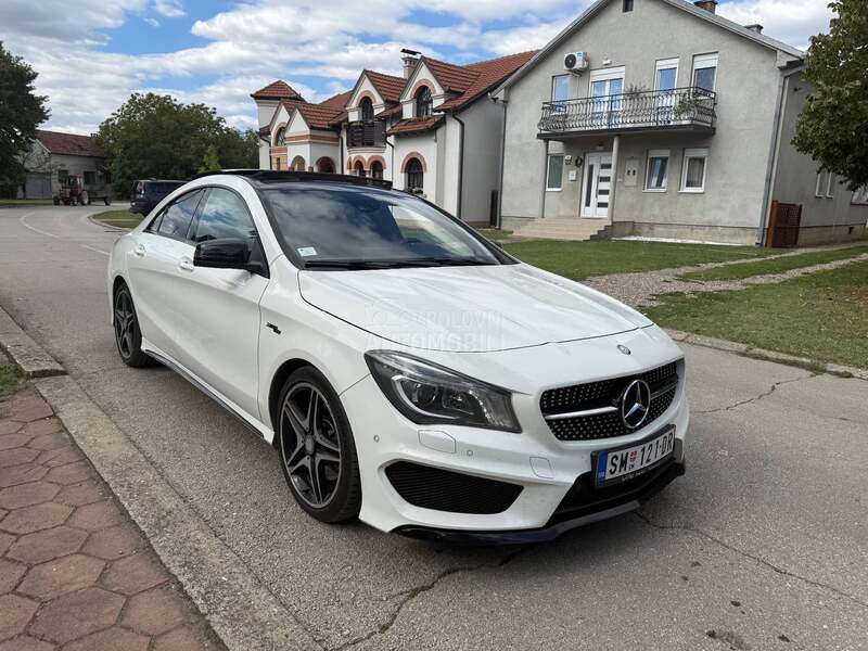 Mercedes Benz CLA 250 2.0 TFSI