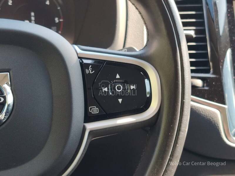 Volvo XC90 2.0 B5 INSCRIPTION