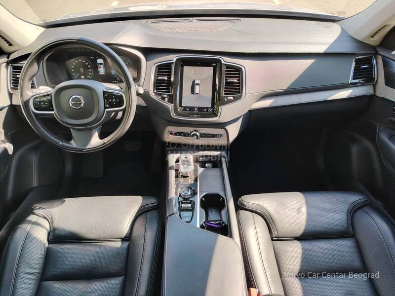 Volvo XC90 2.0 B5 INSCRIPTION