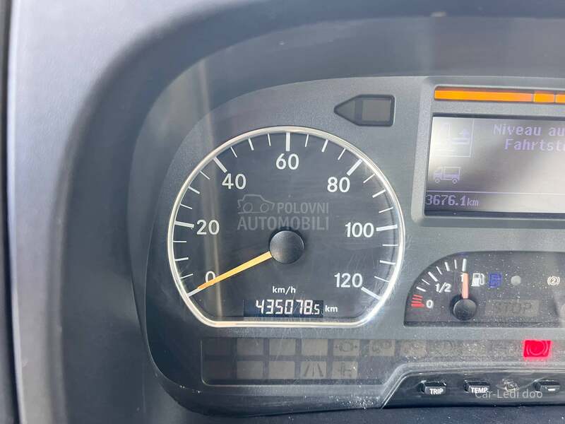 Mercedes Benz Atego 818