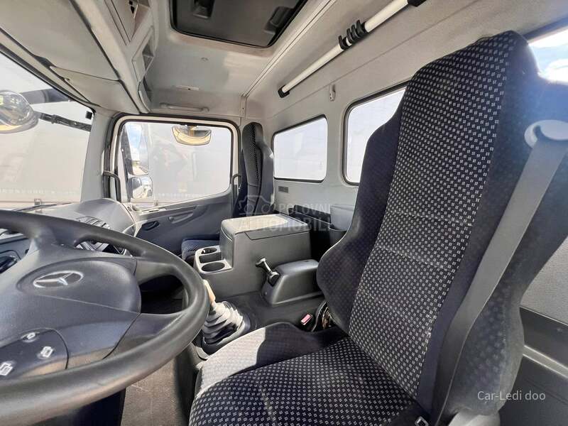 Mercedes Benz Atego 818