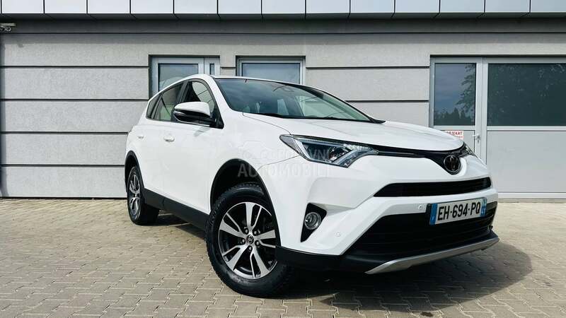 Toyota RAV 4 2.0 D4-D Dynamic 2WD