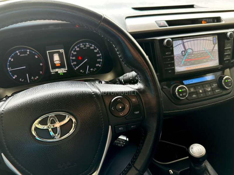 Toyota RAV 4 2.0 D4-D Dynamic 2WD