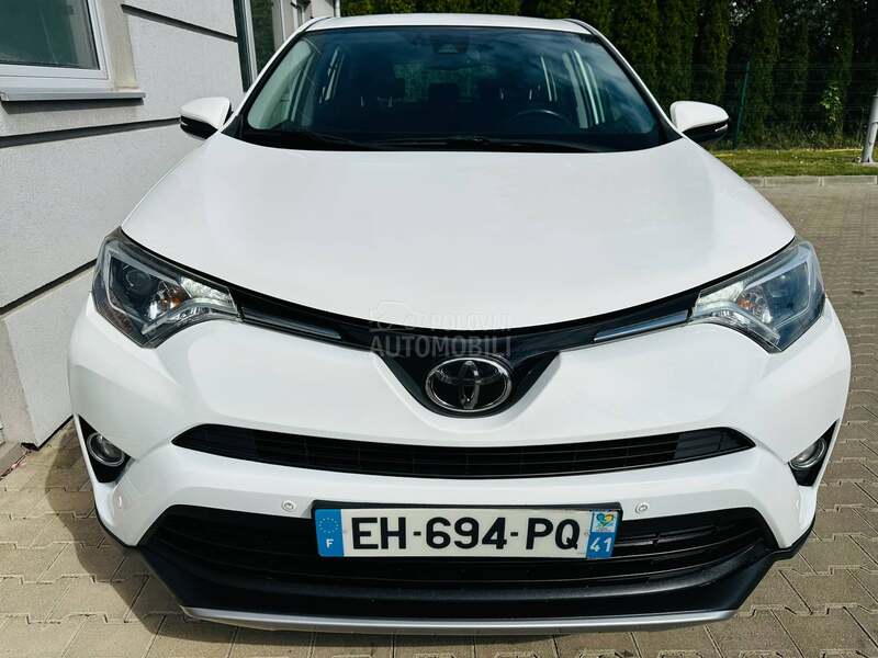 Toyota RAV 4 2.0 D4-D Dynamic 2WD