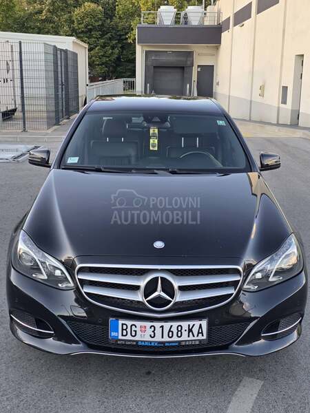 Mercedes Benz E 220 vredi videti