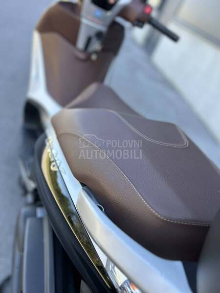 Piaggio beverly 350