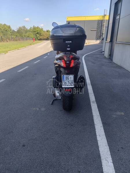 Piaggio beverly 350