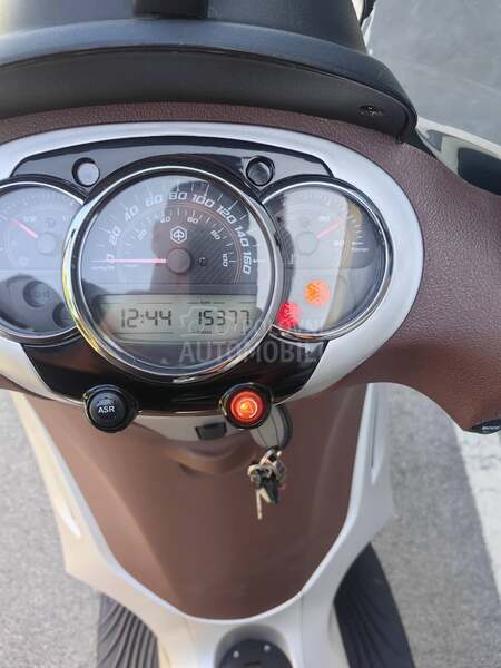 Piaggio beverly 350