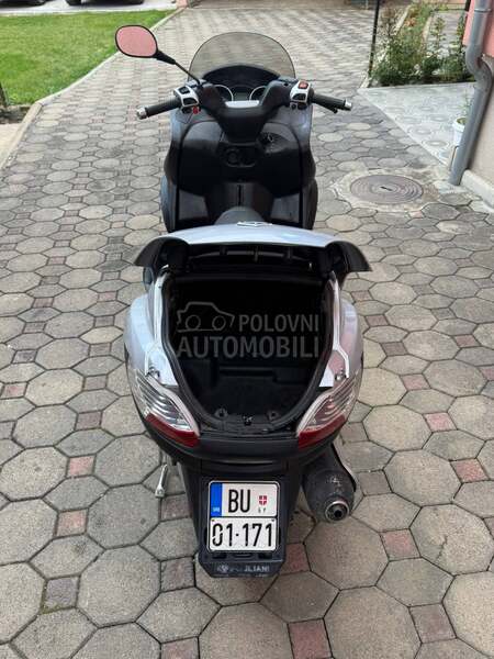 Piaggio mp3