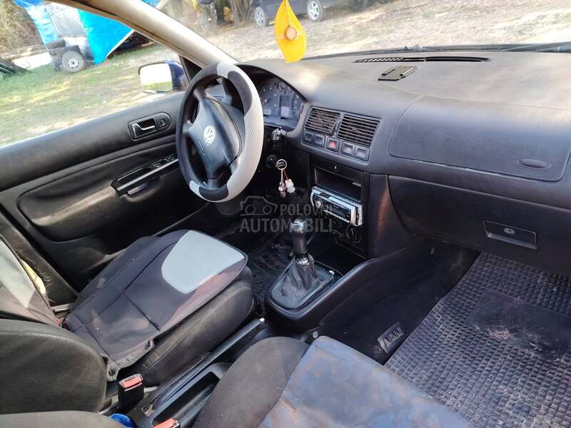 Volkswagen Golf 4 
