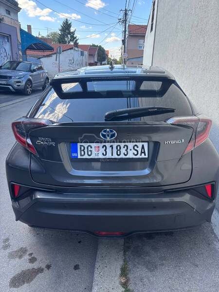 Toyota C-HR 1.8 VVTi HSD