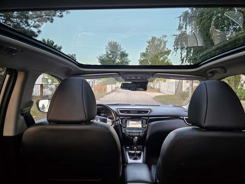 Nissan Qashqai 1.2 DIG-T TEKNA PANO