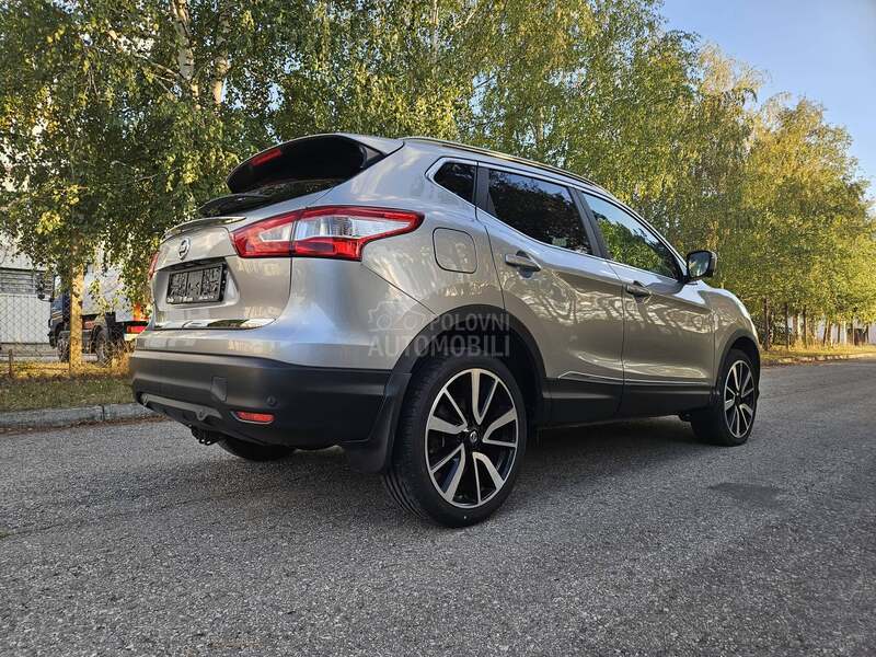 Nissan Qashqai 1.2 DIG-T TEKNA PANO
