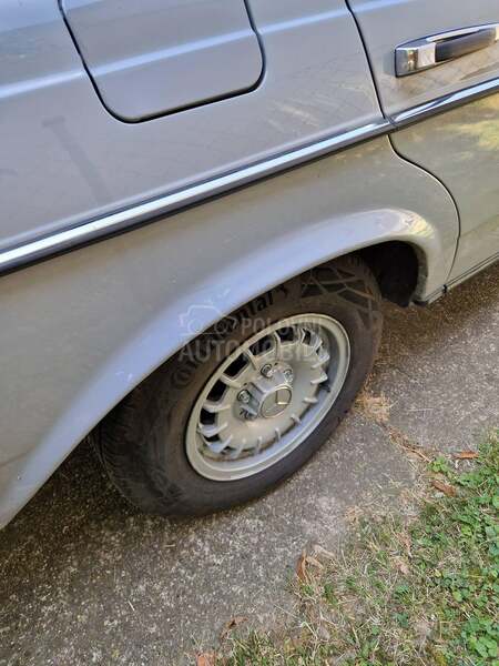 Mercedes Benz E 200 W123 Aut