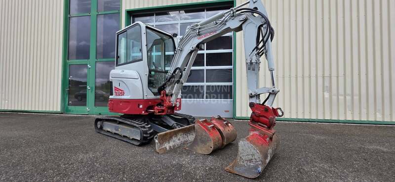 Takeuchi TB325R